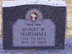 Rob's Gravestone front.jpg (119805 bytes)